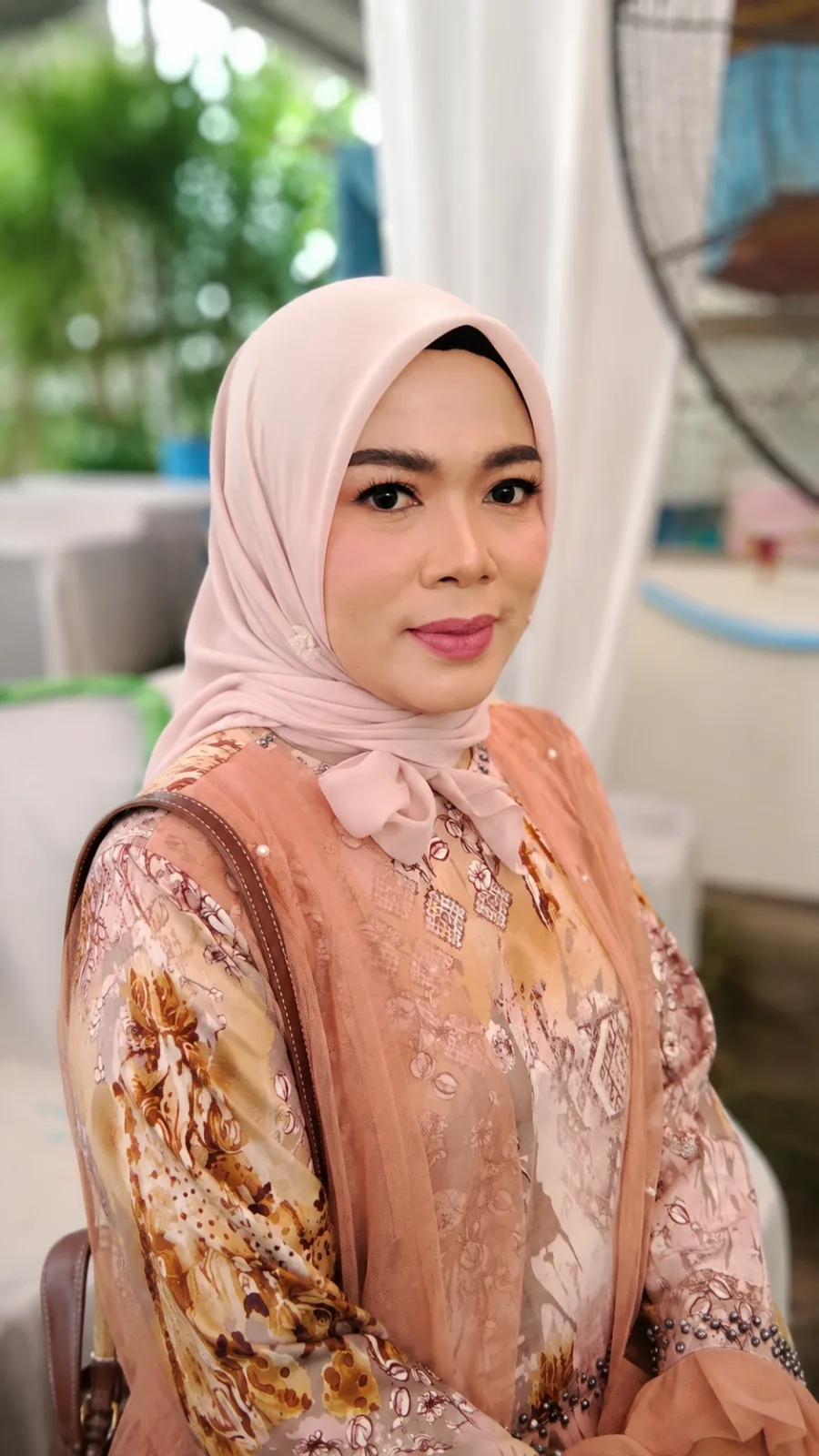 Makeup bridesmaid